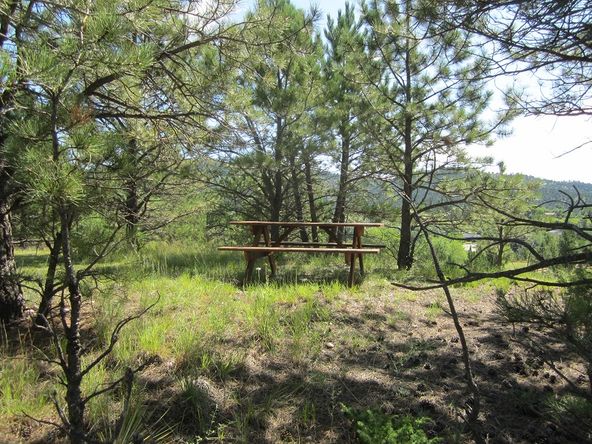549 Cold Brook Ave, Hot Springs, SD 57747